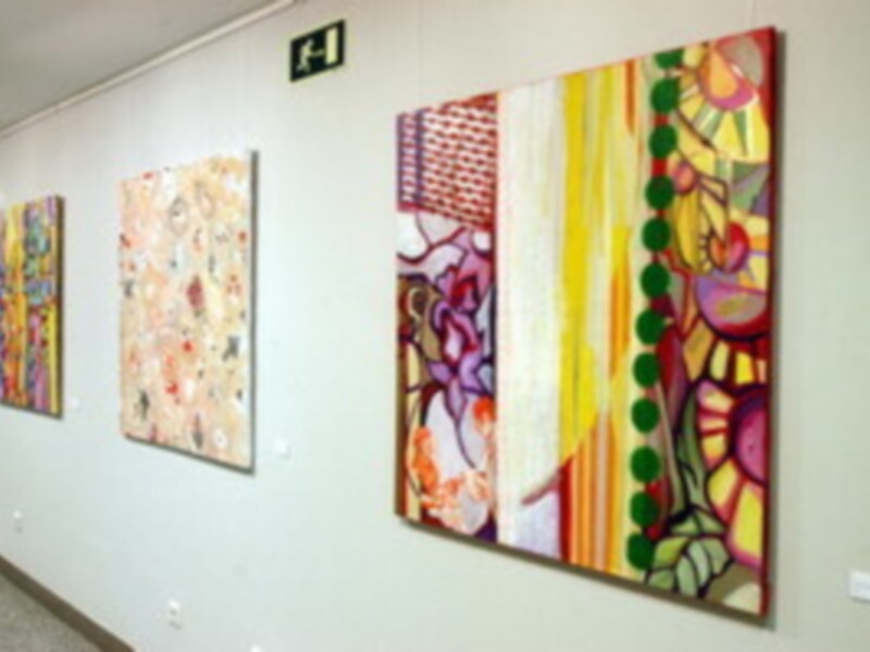 Exposicion de Pintura ,Tres eran tres y el tiempo es uno, en RTVA