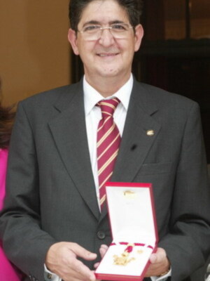 Merecida medalla de Sevilla al Colegio de Abogados