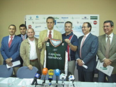 Carta Abierta a Javier Fijo por su nombramiento de primer entrenador en el Caja San Fernando de baloncesto