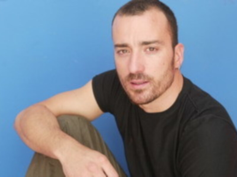 Pablo Pujol, de alumno en Upa Dance a profesor en la vida real en Sevilla, nos cuenta los secretos de su vida .