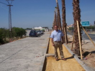 Primer carril bici en Bollullos de la Mitacion