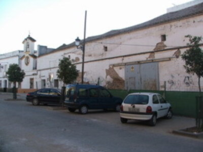 Denuncian el estado de abandono del antiguo convento San Francisco de Cantillana