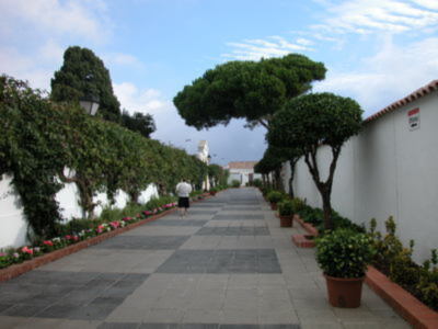 Los cementerios de San Roque preparados para recibir a cientos de visitantes