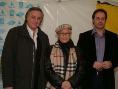 El instituto oftalmológico Tres Torres recoge más de 5.000 gafas para reciclar