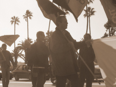 CNT se manifiesta en el centro por la readmisión de una empleada despedida en la Universidad Pablo de Olavide