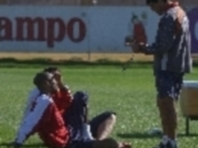 El sevillista Juande cree que la clave es marcar pronto para superar al Athletic