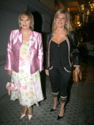 Maria Teresa Campos y Terelu de Fiesta en la Feria de Abril