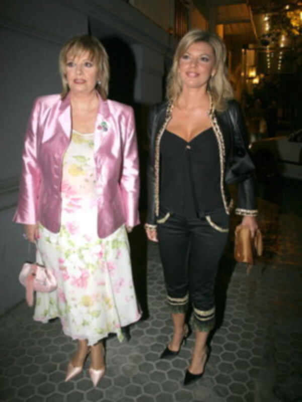 Maria Teresa Campos y Terelu de Fiesta en la Feria de Abril
