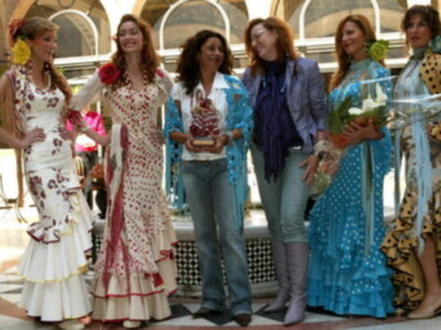 Lolita recibio el premio Flamenca con Arte de Angeles Verano