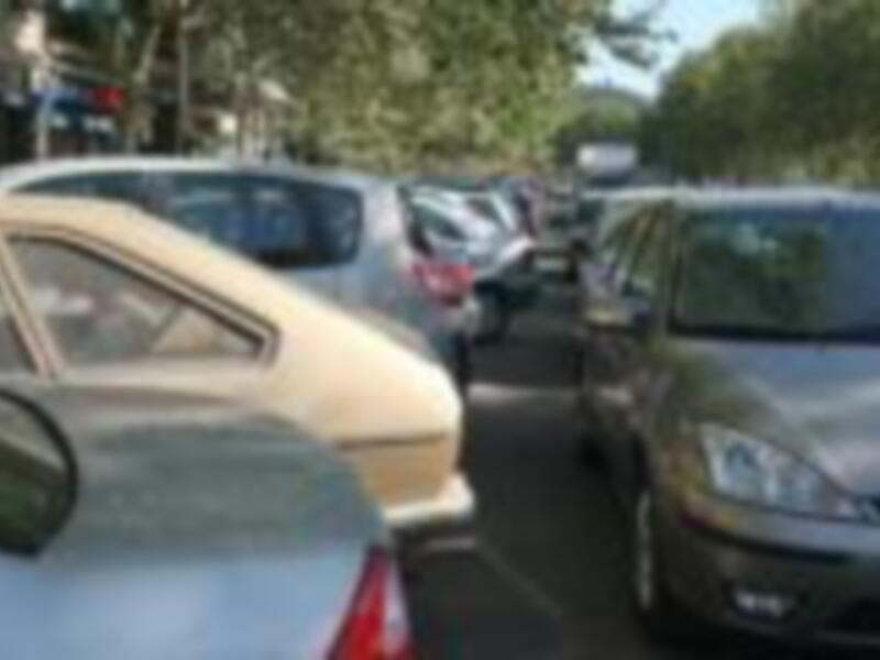 La desorganización municipal impide la aplicación del carné por puntos en Sevilla