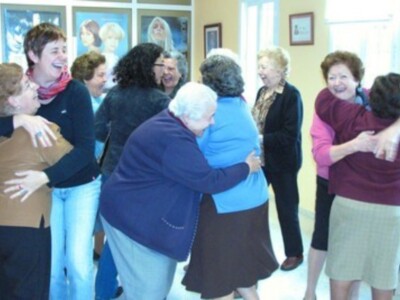 El Ayuntamiento de Mairena propone la risoterapia como la solución a los problemas de los mayores del pueblo