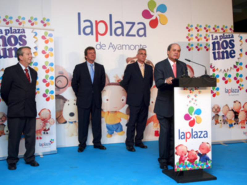 Abre sus puertas en primer centro comercial de Ayamonte