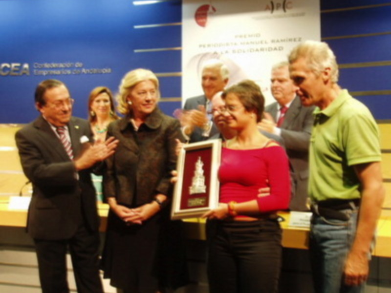 HOMENAJE A MANUEL RÁMIREZ EN LA ENTREGA DEL PREMIO SOLIDARIO QUE LLEVA SU NOMBRE