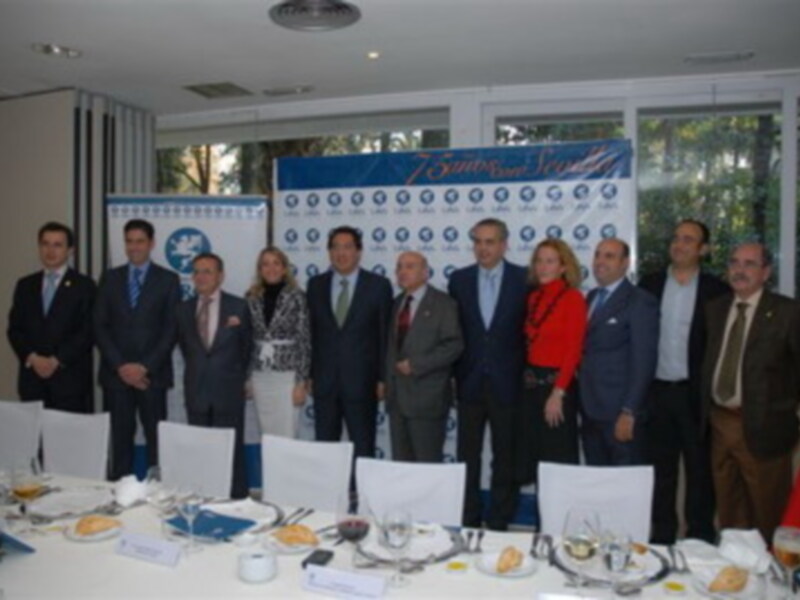 Historias de los Reyes Magos de Sevilla que comieron en la Raza 