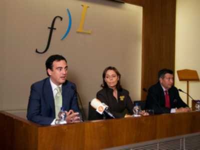 ElCabildo presentó anoche su nueva andadura para este año, en la Fundación José Manuel Lara