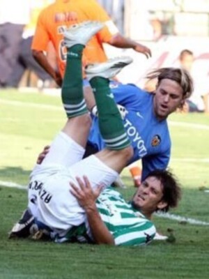 3-1: EL REAL BETIS CAE EN MESTALLA SIN SUERTE