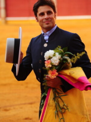 FRAN RIVERA, EL CORDOBES Y FINITO, TOREROS SOLIDARIOS