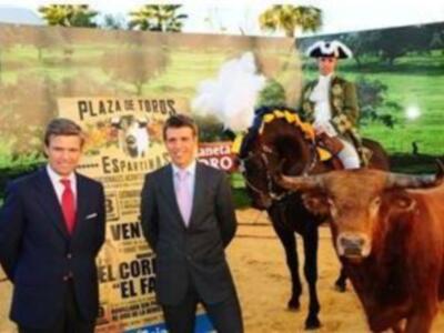 EL CORDOBÉS PADRINO DE LA FERIA DEL TORO DE ESPARTINAS
