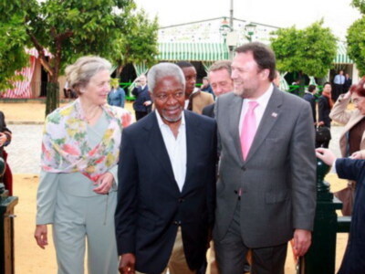 Kofi Annan,  exsecretario de las Naciones Unidas en la feria 