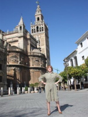 Concha Velasco contenta por Sevilla e ilusionada por ser abuela por primera vez 