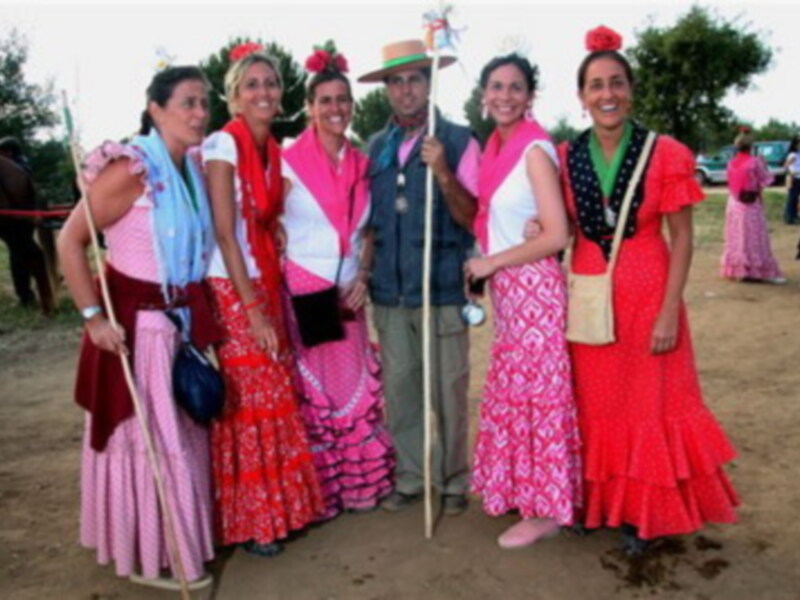 Fran Rivera hizo el mismo camino del Rocio que su madre Carmina Ordoñez
