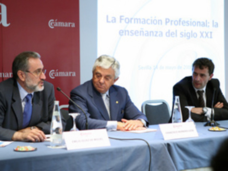 CEAC PRESENTA LA JORNADA FORMATIVA EN SEVILLA LA FORMACIÓN PROFESIONAL: LA ENSEÑANZA DEL SIGLO XXI