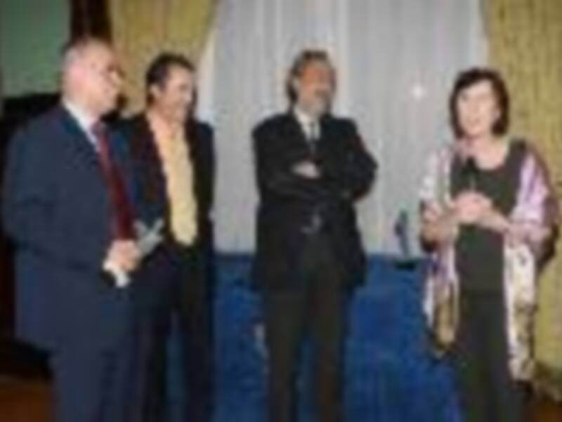 Entregaron  los galardones correspondientes a la primera edición de los Premios Radiología 2008