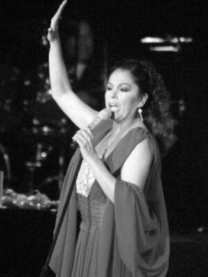 Isabel Pantoja y sus seguidores asturianos, «Juntos otra vez»