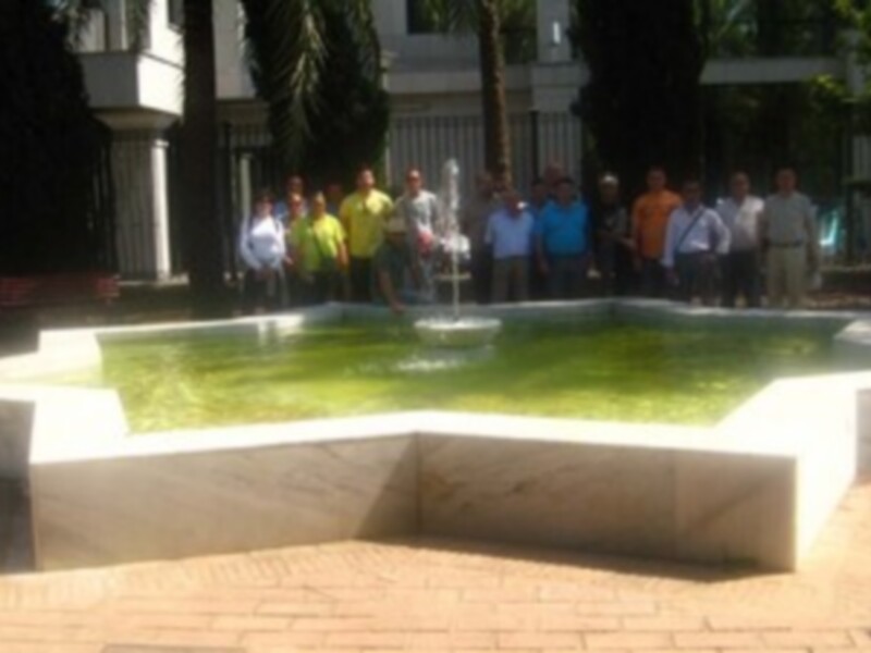 Alumnos del curso de Xerojardinería del IFAPA visitan los Jardines de la Buhaira.