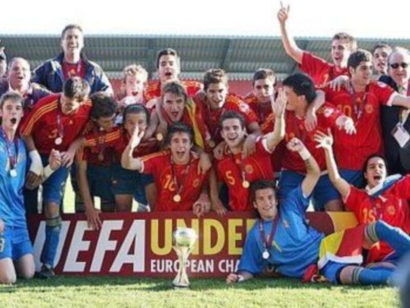 Manu Gavilán renueva con el Real Betis para los próximos 5 años