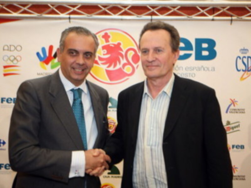 Treinta noticias sobre famosos sevillanos 