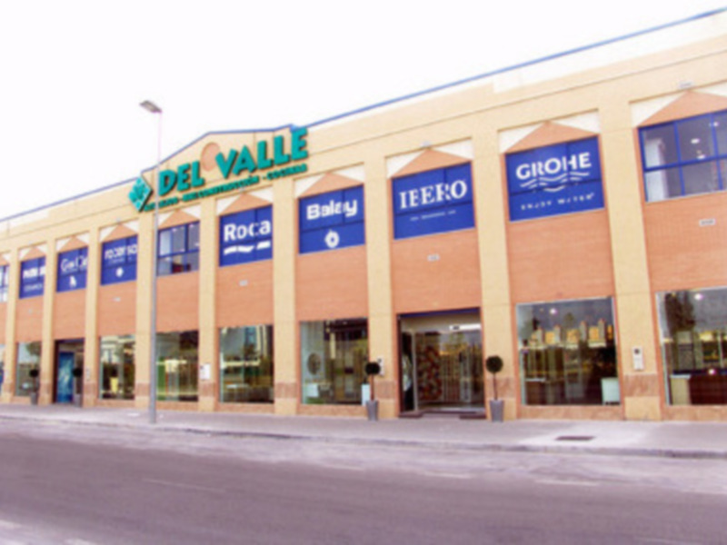 AZULEJOS DEL VALLE ESTRENA SU NUEVA TIENDA EN SEVILLA 