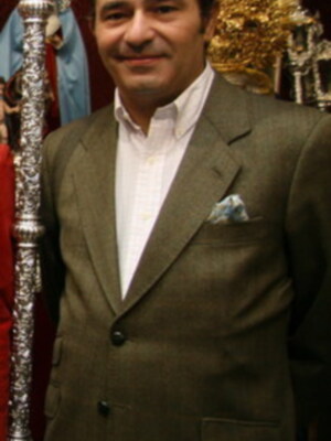 Un escultor viste a Francisco Rivera para la Goyesca