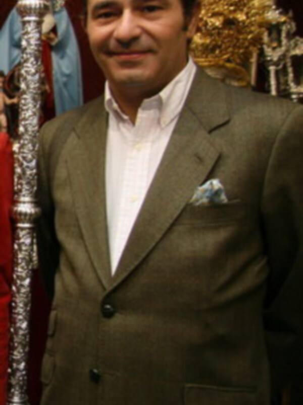 Un escultor viste a Francisco Rivera para la Goyesca