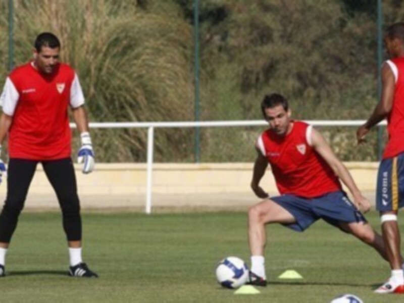 Andrés Palop, con los pies en el suelo: "pensar que podemos ser campeones ahora es un error"