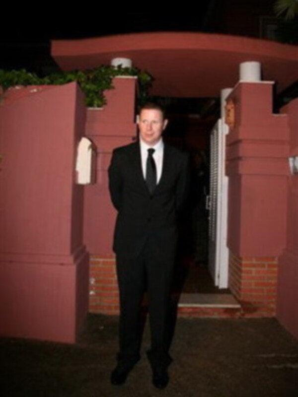 Jorge Cadaval celebra cumpleaños y aniversario de boda