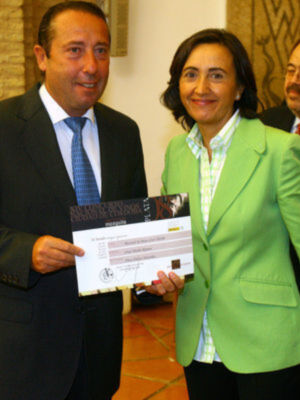 Bodegas César Florido obtiene el Mezquita de Plata con su moscatel de pasas en el XIV Concurso Nacional Ciudad de Córdoba.-