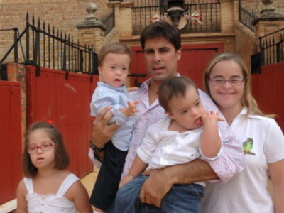 Fran Rivera en el «Calendario de la Solidaridad 2009», editado por la Asociación Síndrome de Down de Sevilla 