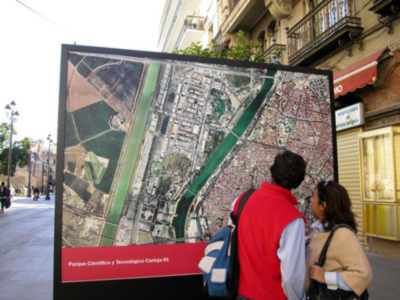 25 años de urbanismo en Sevilla.