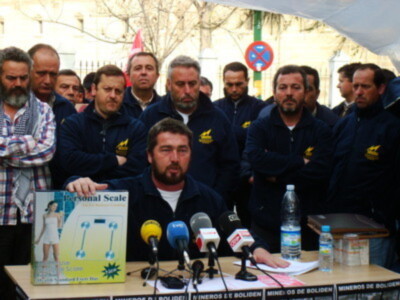 Rueda de prensa de los mineros de Boliden hoy en el Parlameto de Andalucía