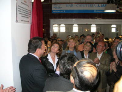 Junta y Ayuntamiento invierten casi dos millones de euros en el mercado de abastos de Bellavista