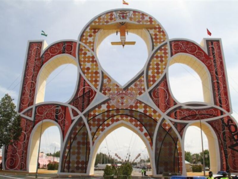 Feria de Abril de Sevilla 2010 y sevillapress.com cumple 6 años y mas de 6 millones de visitas  