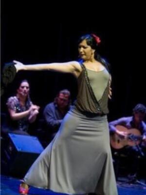 El espectáculo 'Son de La Viña, son de Cai  de 'Maera Vieja' en los Jueves Flamencos de Cajasol