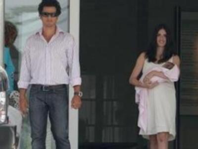 Paz Vega presenta a su hija Ava 