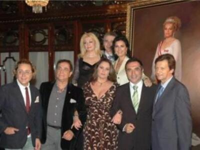 El pintor Antonio Montiel presenta en Sevilla el retrato de la princesa de Tracia