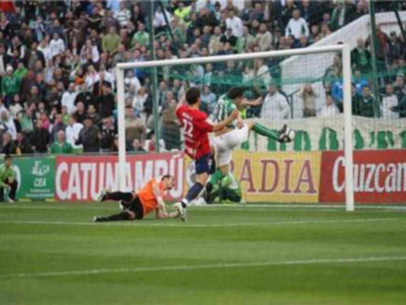 Víctor Fernández mantiene la calma y apuesta por ir paso a paso para lograr el objetivo