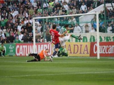 Víctor Fernández mantiene la calma y apuesta por ir paso a paso para lograr el objetivo