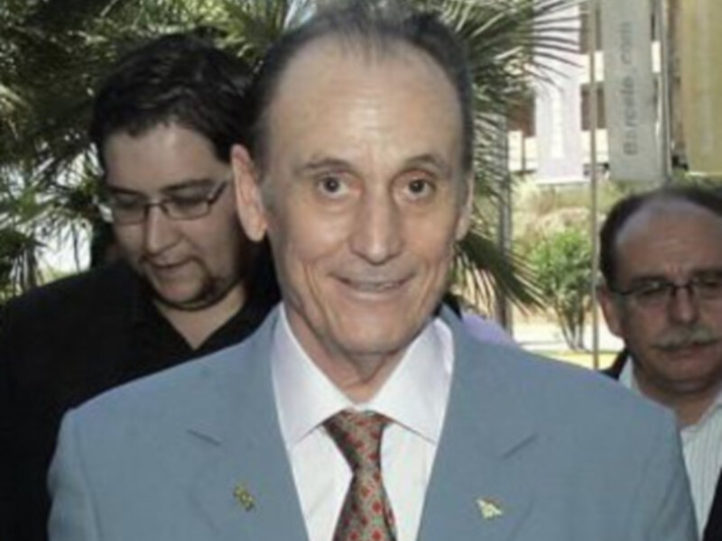 La audiencia de Sevilla descarta investigar a Lopera por su gestión en el Betis hasta 1992