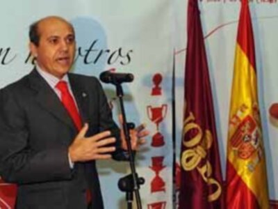 Del Nido: Luis Fabiano está prácticamente recuperado, incluso puede jugar el sábado ante el Depor si no existe ningún contratiempo