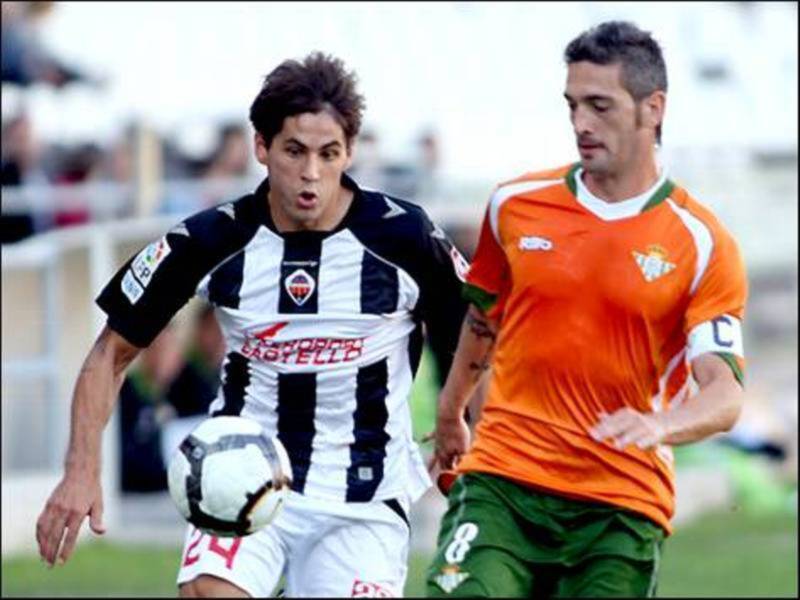 El Betis no se desvía de la senda victoriosa (1-3)